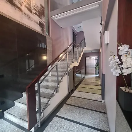 Lägenhet Warta Lux Apartment, Self Check-in 24h, Free Parking *
