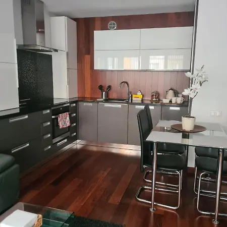 Appartement Warta Lux Apartment, Self Check-in 24h, Free Parking