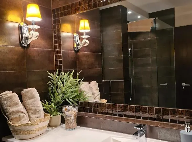 Warta Lux Apartment, Self Check-in 24h, Free Parking Apartment *